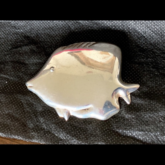 Sterling Silver Fish Pin - Picture 1 of 4